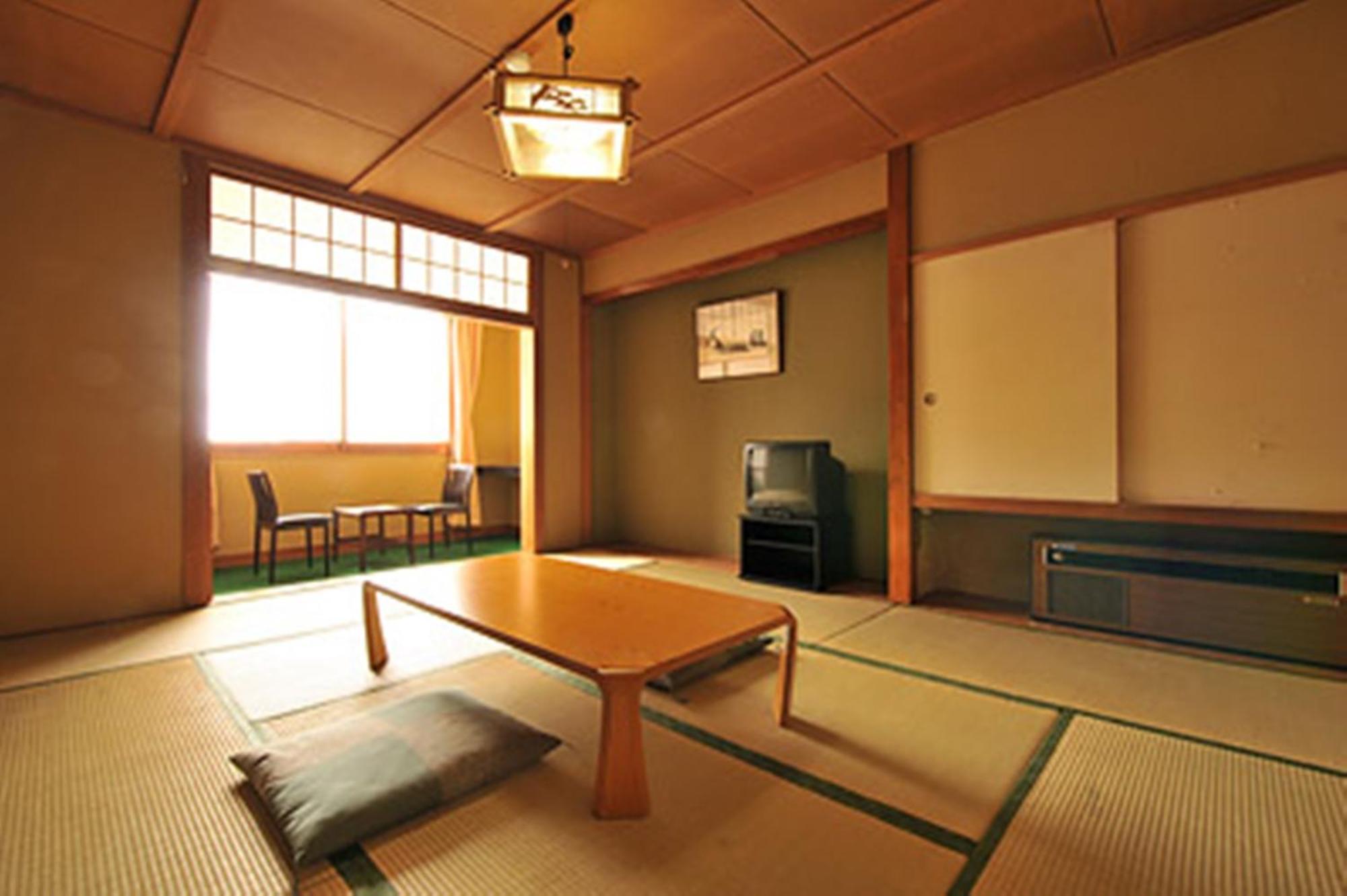Hotel Takimoto Yamanouchi  Room photo